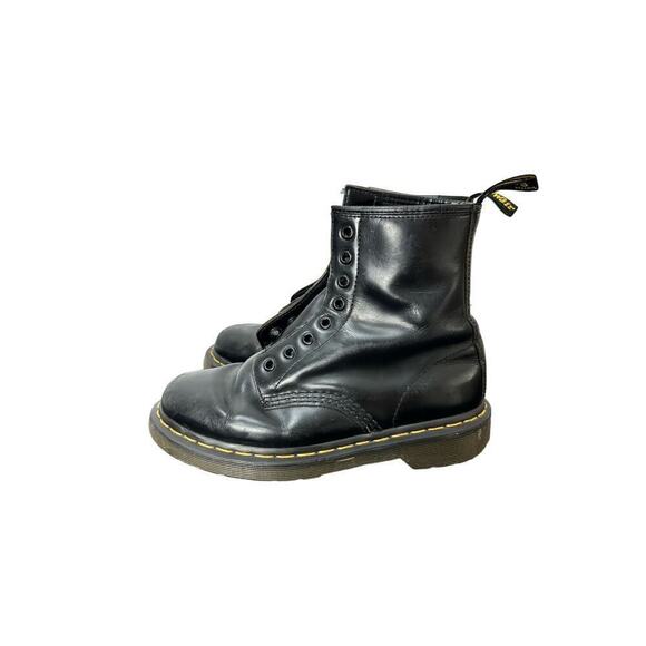 Doc Dr. Martens Women’s Sz 6M Black Smooth Leather Lace Up Jaden Combat Boot - Picture 1 of 8